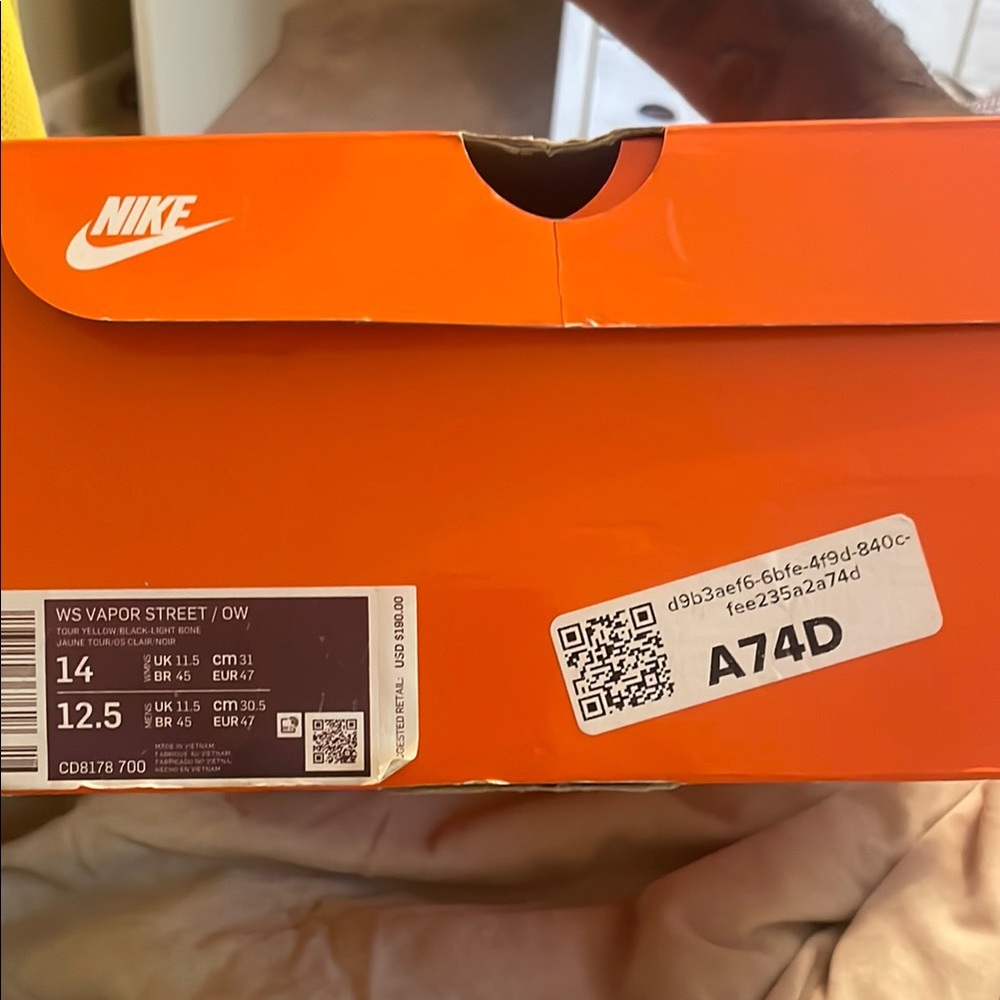 Off White Nike Vapor Street